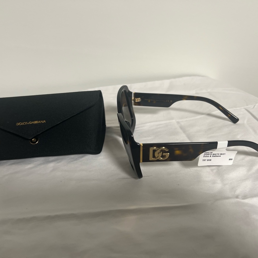 Dolce & Gabbana Brown Tortoiseshell Sunglasses with Gold DG Logo